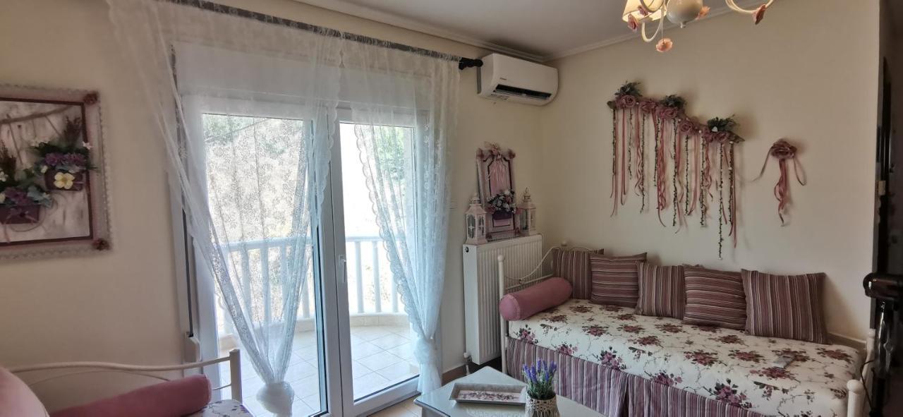 Iris Deluxe Suites 1 Kavala Exterior photo
